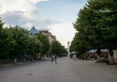 Rue piétonne en Korça