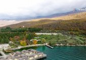Vue aérienne du lac d'Ohrid